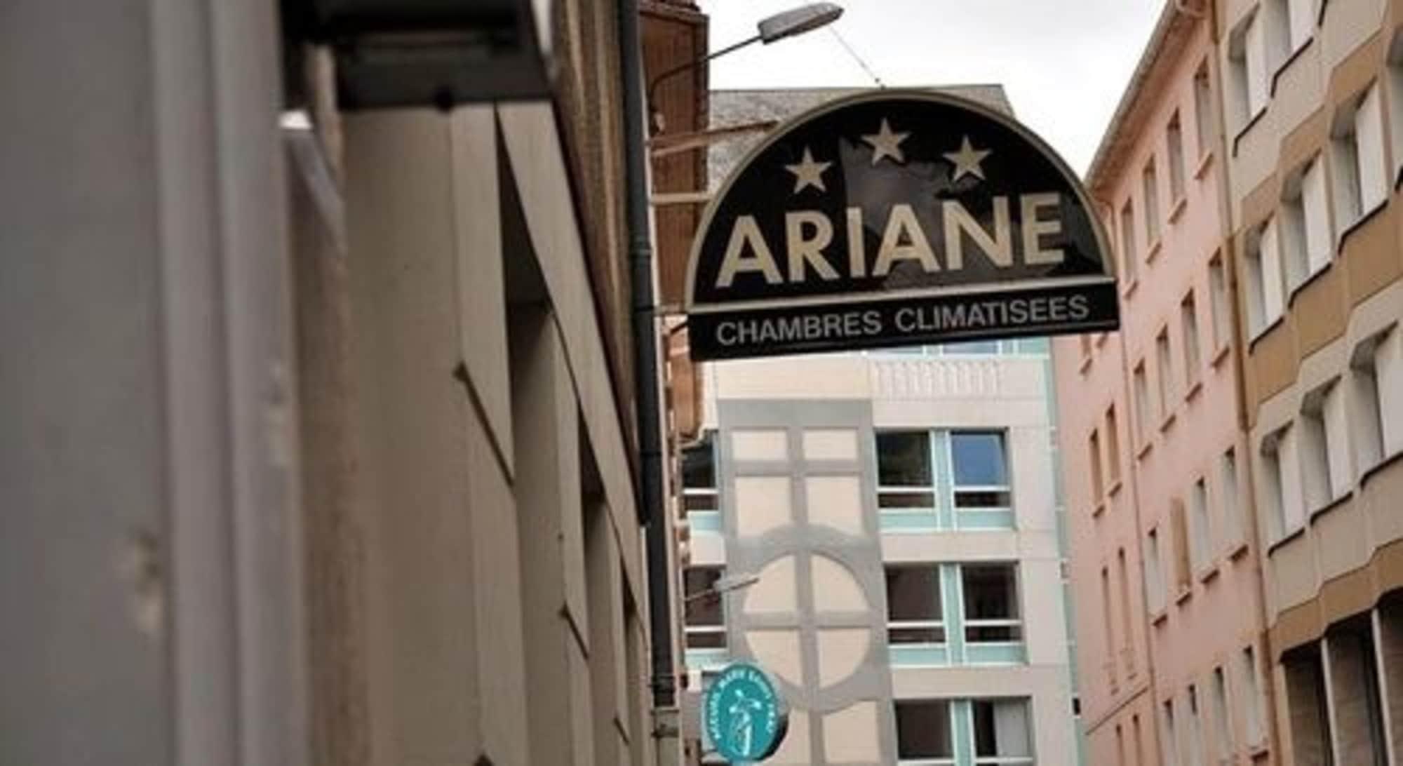 לורדה Hotel Ariane מראה חיצוני תמונה